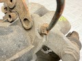 суппорт задний левый Volkswagen Passat B6 2007, 2.0 л., BMP, дизель, МКПП, универсал, B190103L, 24623817015, 24623817017, 0986473455, F85218, BNZ1170GM, BNZ1170ZP, BNZ1170ZW, BHN357E, 3C0615403, 3C0615403E, 3C0615403G, 561N10394Z - фото №4