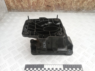 кронштейн (крепление) Peugeot 5008 1 поколение 2013, 1.6 л., дизель, робот, правый руль, 9682624580