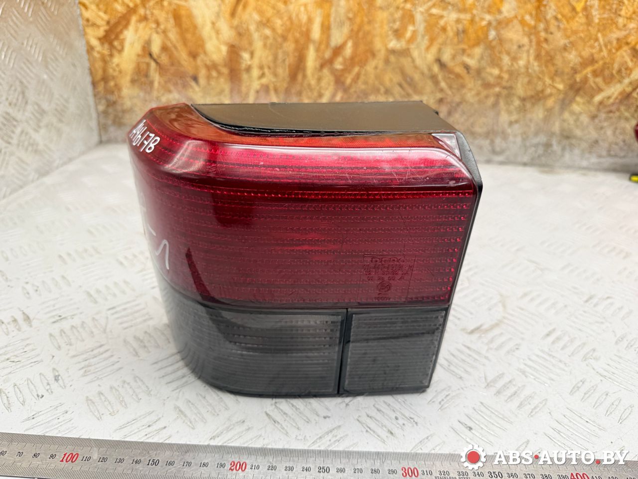 фонарь задний левый Volkswagen Transporter T4 2001, 2.5 л., ACV, дизель, МКПП, микроавтобус, 084411919LB - фото №1
