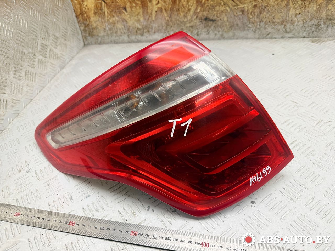 фонарь задний левый Citroen C4 Picasso 1 поколение 2007, 2.0 л., RHJ (DW10BTED4), дизель, МКПП, передний привод, 9653547580 - фото №1