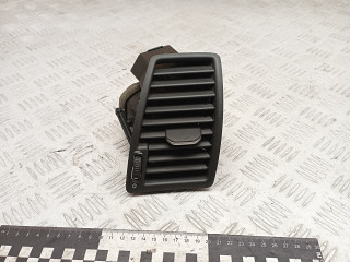 дефлектор обдува салона Volvo XC90 1 поколение [рестайлинг] 2008, 2.4 л., D 5244 T4, дизель, АКПП, внедорожник 5 дв., правый руль, 3409399