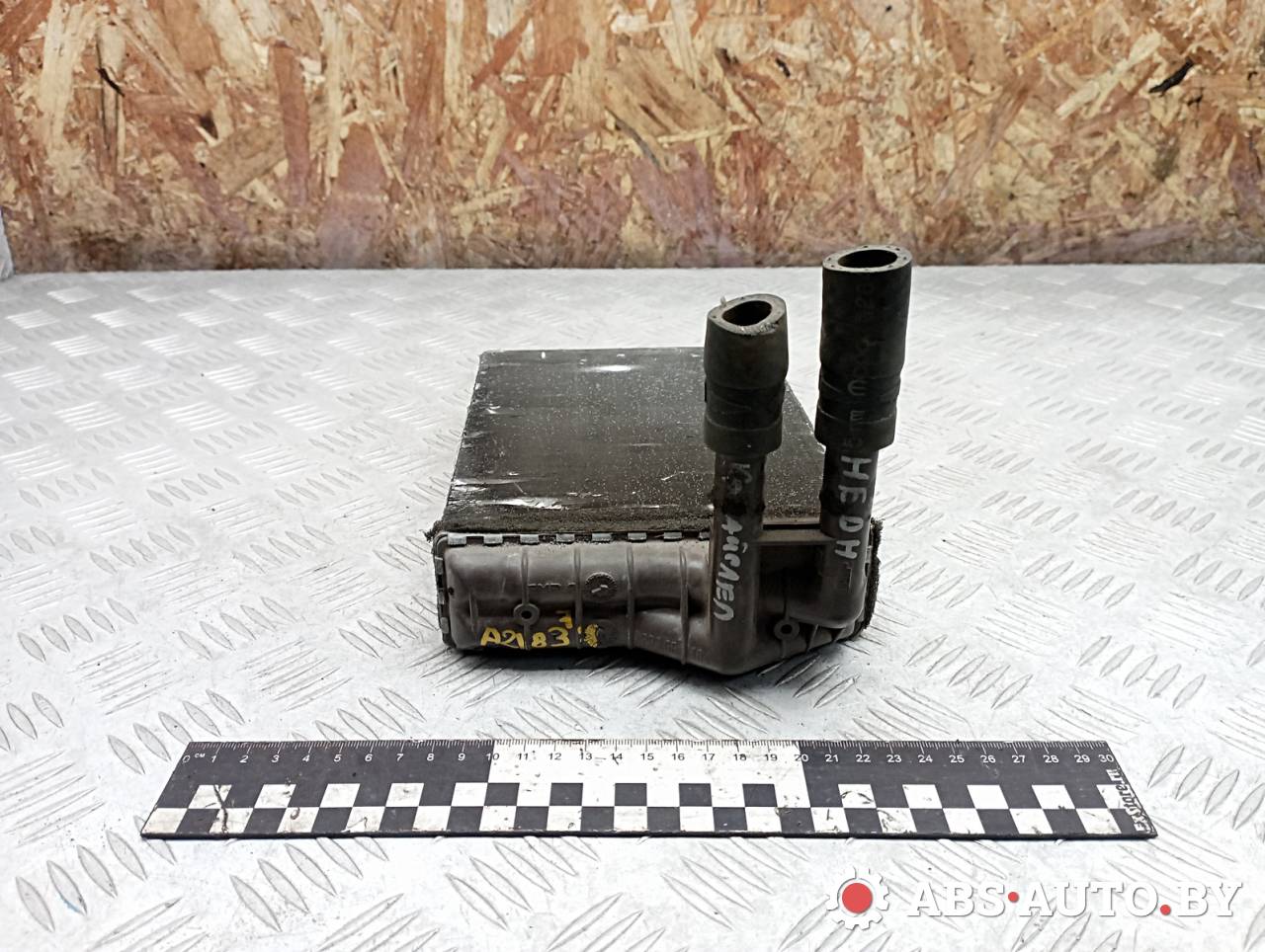 радиатор отопителя (печки) Chrysler Neon 1 поколение 1999 - фото №1