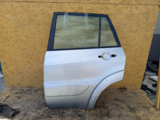 дверь задняя левая Toyota RAV4 2 поколение (XA20) 2003, 2.0 л., 1CD-FTV, дизель, МКПП, внедорожник 5 дв.