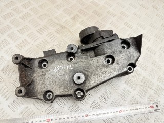 кронштейн генератора Volvo S80 1 поколение 2000, 2.4 л., B 5244 S, бензин, МКПП, седан, 9497106