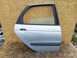 дверь задняя правая Renault Scenic 1 поколение [рестайлинг] 1999, 1.6 л., K4M 700, бензин, МКПП