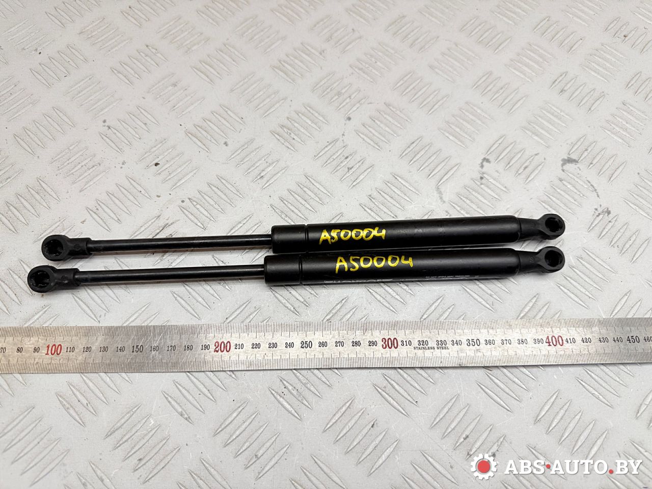 амортизатор капота BMW 5 серия E60/E61 2005, 3.0 л., M57N 306 D2, дизель, АКПП, седан, ML5562, 7008745, 7008754, 51237008745, 51247008754 - фото №1
