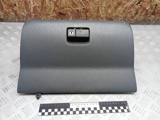 бардачок Toyota RAV4 2 поколение (XA20) 2003, 2.0 л., 1CD-FTV, дизель, МКПП, внедорожник 5 дв., 5555042030, 5555142020, 5555242030