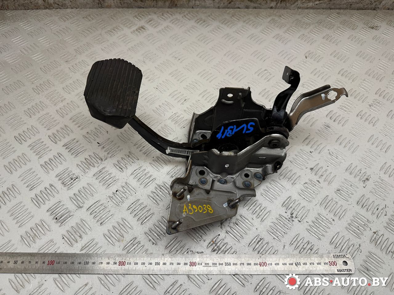 педаль тормоза Peugeot 3008 1 поколение 2011, 2.0 л., RHH (DW10CTED4), дизель, робот, 84PKXY, 210X39 - фото №1