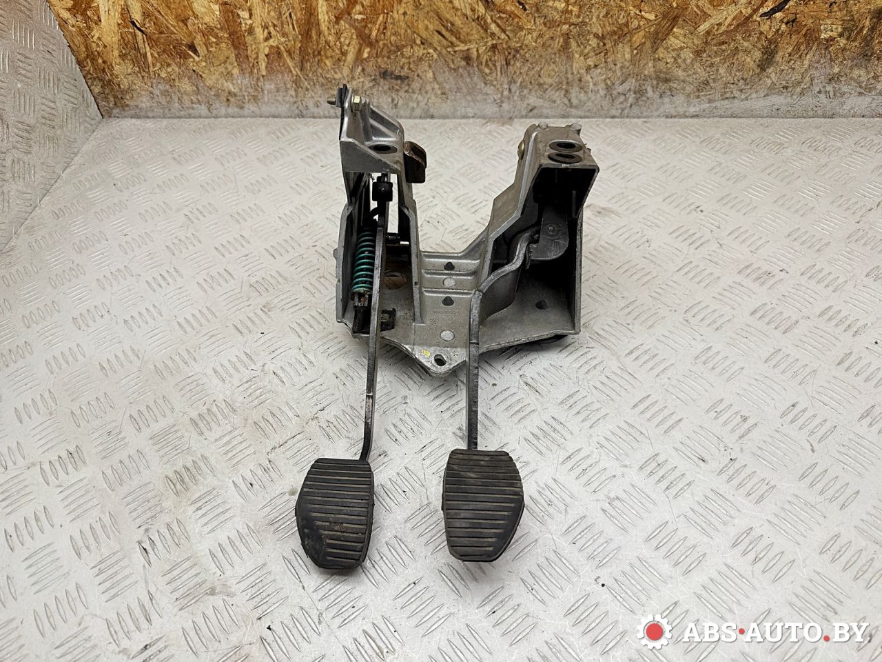 узел педальный (блок педалей) Peugeot 607 1 поколение 2002, 2.2 л., 3FZ (EW12J4), бензин, МКПП, седан, 9635499680, 9635499, 96354996A, 9642806680, 9635499580 - фото №1