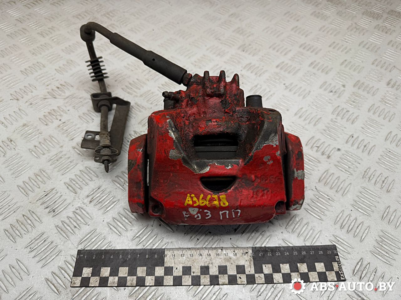 суппорт передний правый Peugeot 308 T7 2010, 2.0 л., RHR (DW10BTED4), дизель, МКПП, универсал, 1609640580, 4400W2, 4400X2, 11957199402, 24357199405, BNZ1383ZP, BNZ1383ZW, BHX612E - фото №1