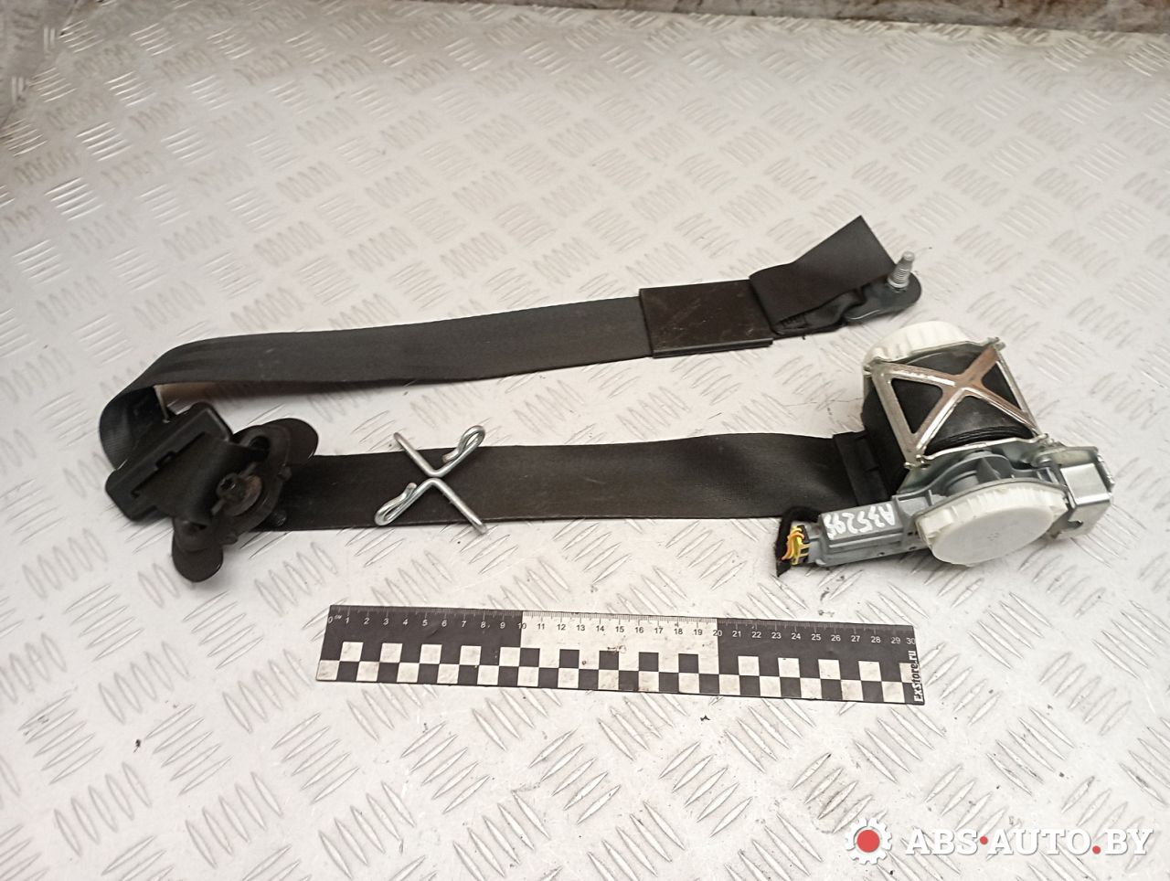 ремень безопасности Peugeot 5008 1 поколение 2013, 1.6 л., дизель, робот, правый руль, 98019797XX, 34144042 - фото №1