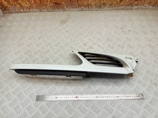 решетка радиатора Renault Scenic 1 поколение (1996 - 1999), 1.6 л., K7M 702, бензин, МКПП, 7700834201