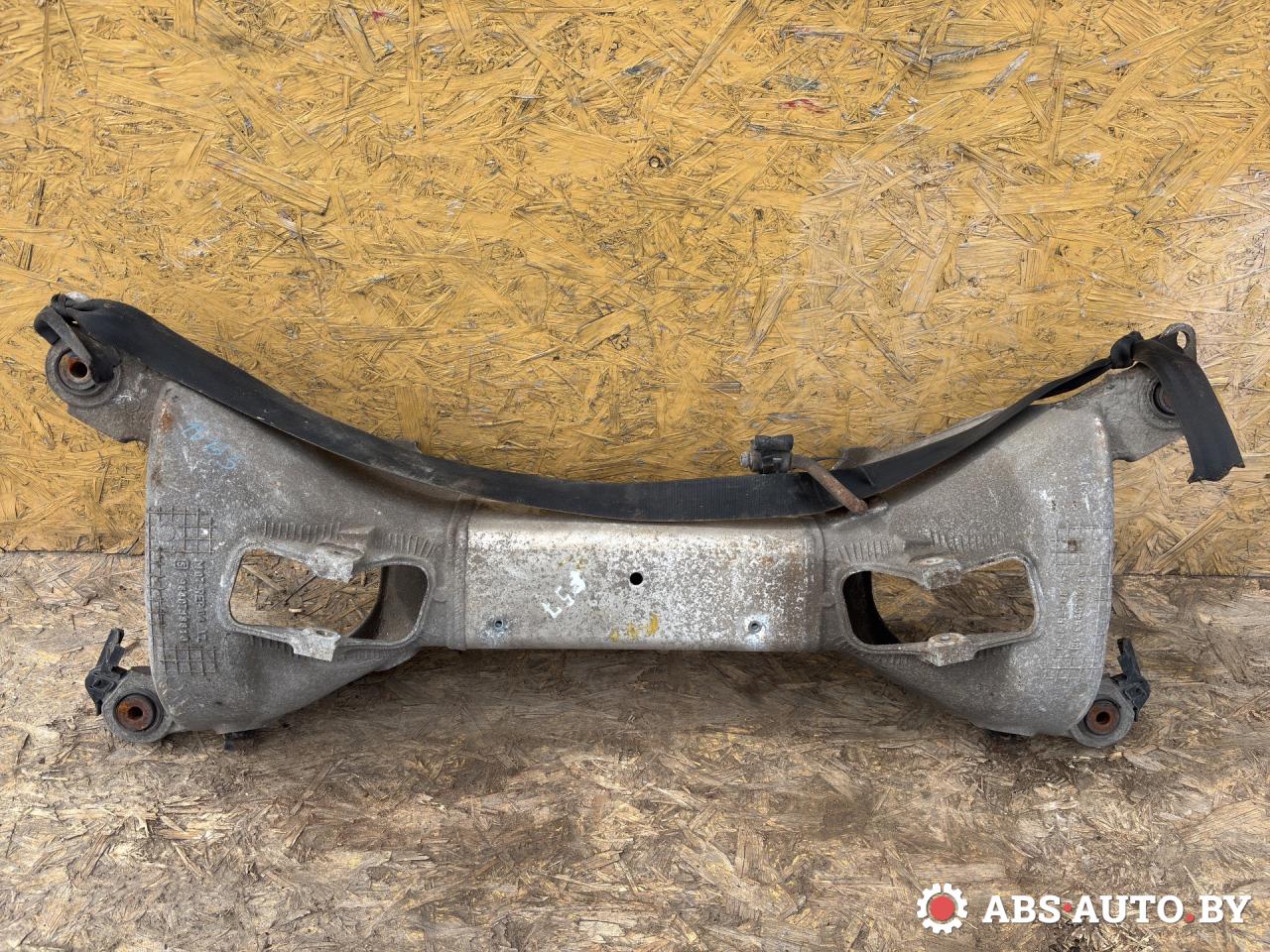 балка подвески задняя Citroen C5 2 поколение 2013, 2.0 л., RHH (DW10CTED4), дизель, МКПП, универсал, 9640718710 - фото №1