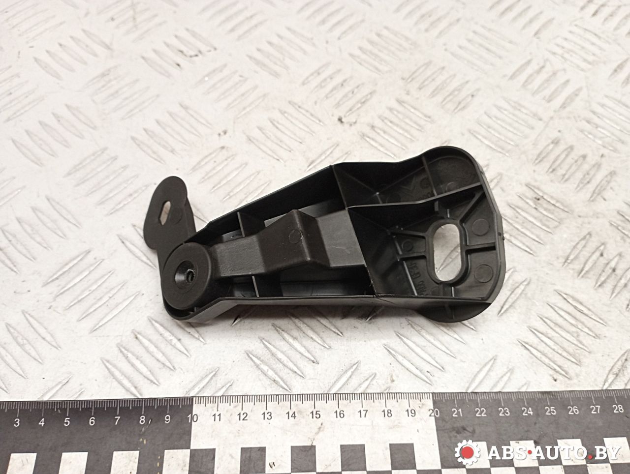 крепеж салона Citroen C5 2 поколение 2016, 2.0 л., AHW (DW10FC), дизель, АКПП, универсал, 9683106480 - фото №1