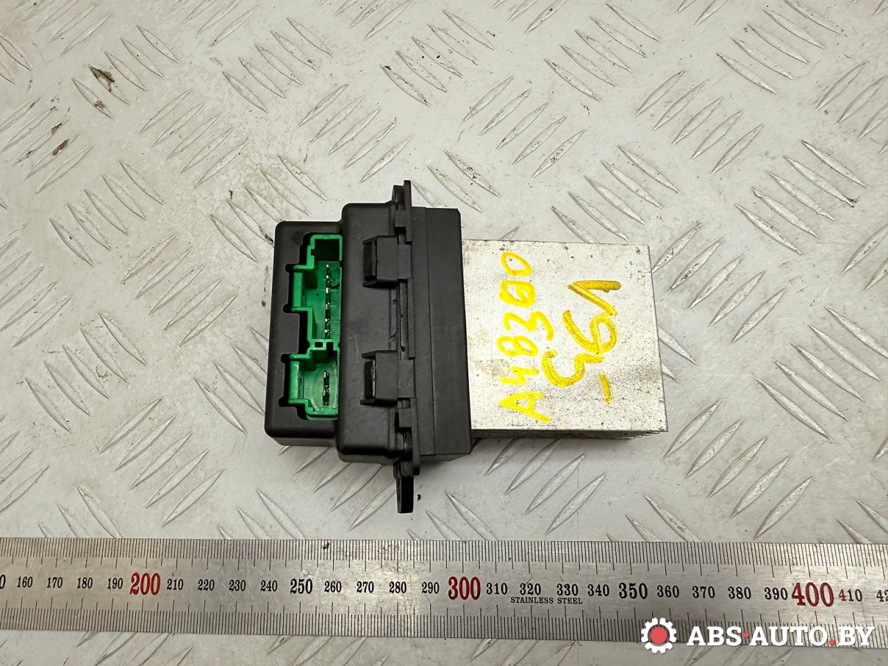 сопротивление печки Peugeot 607 1 поколение 2001, 2.2 л., 4HX (DW12TED4/FAP), дизель, МКПП, седан, F663530T, F663530TH, F663530TJ - фото №1
