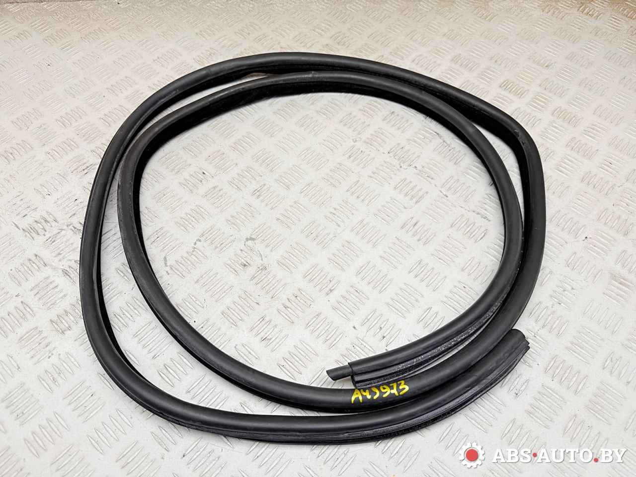 уплотнитель двери BMW 5 серия E60/E61 2005, 3.0 л., M57N 306 D2, дизель, АКПП, седан, 7033776 - фото №1