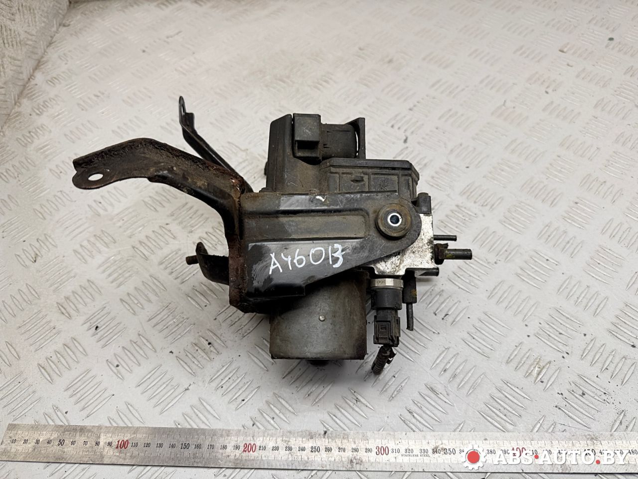 блок ABS Toyota Corolla Verso 2 поколение AR10 2004, 2.0 л., 1CD-FTV, дизель, МКПП, минивэн, 895410F010, 445400F010, 0265225284 - фото №1