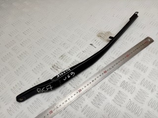 щеткодержатель (поводок стеклоочистителя, дворник) Peugeot 607 1 поколение 2001, 2.2 л., 4HX (DW12TED4/FAP), дизель, МКПП, седан, 102392