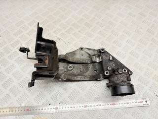 кронштейн генератора Peugeot 407 1 поколение 2005, 2.0 л., RHR (DW10BTED4), дизель, АКПП, седан, 9650034280