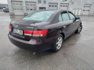 Hyundai Sonata NF