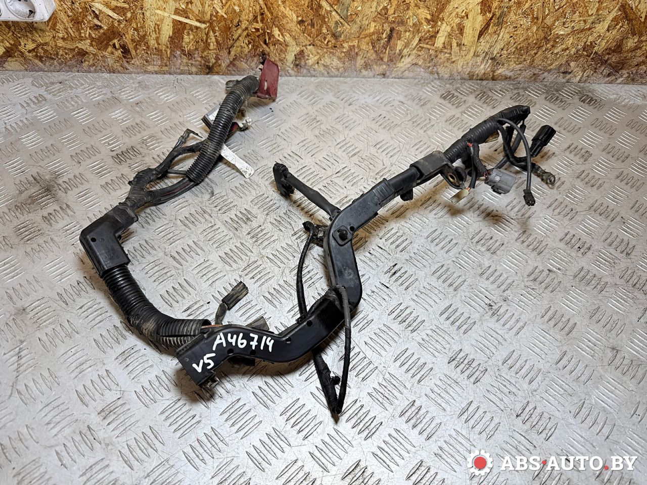 плюсовой провод аккумулятора Mazda 6 GH 2007, 2.0 л., дизель, МКПП, универсал, 7184374030, 7184374630 - фото №1