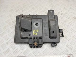 полка аккумулятора Opel Zafira 1 поколение (A) [рестайлинг] 2004, 2.2 л., дизель, МКПП, 24449812