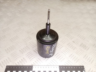 крепление запаски Ford Focus 2 поколение 2007, 1.6 л., дизель