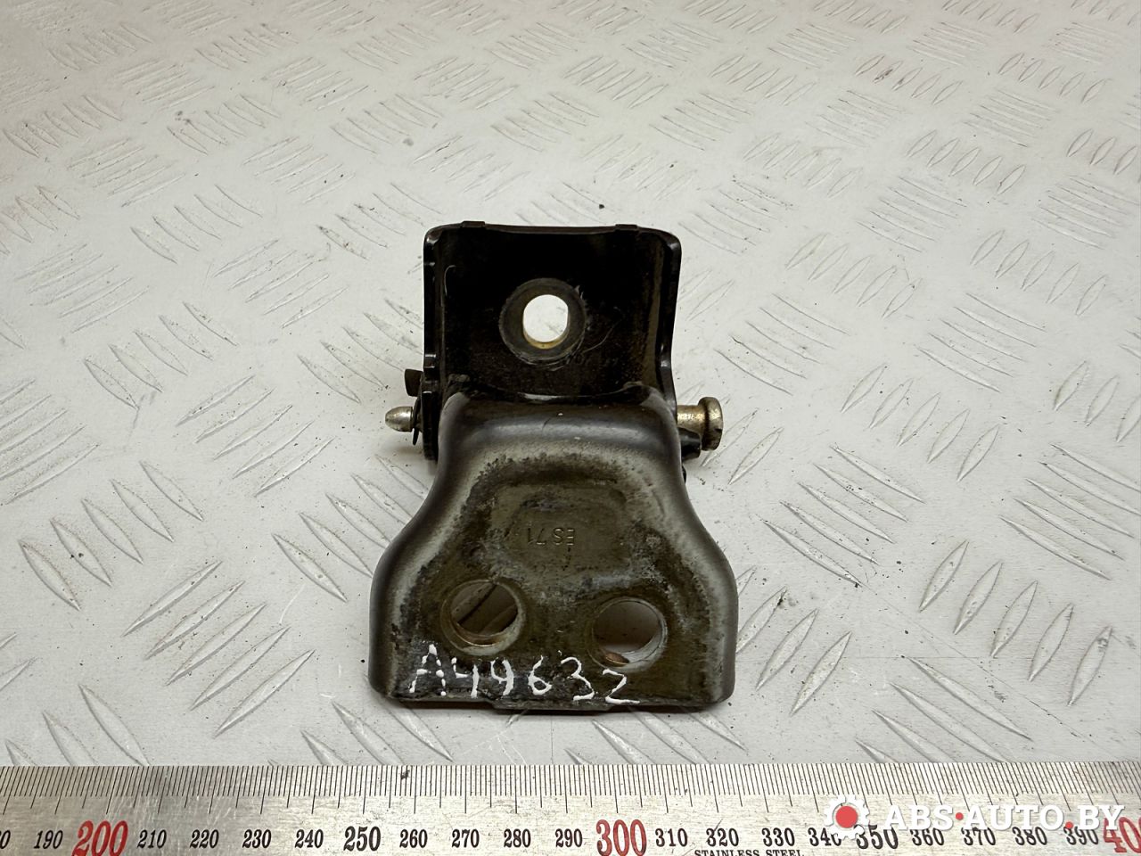 петля двери Peugeot 407 1 поколение 2004, 2.0 л., RHR (DW10BTED4), дизель, МКПП, универсал, 9035Q1 - фото №1