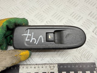 кнопка стеклоподъемника двери Peugeot 308 T7 2010, 1.6 л., 9HX (DV6ATED4), дизель, МКПП, хетчбэк 5 дв., 53269801, 96565184XT