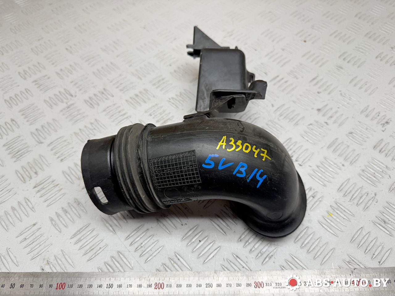 патрубок воздушного фильтра Peugeot 3008 1 поколение 2011, 2.0 л., RHH (DW10CTED4), дизель, робот, 9682360380 - фото №1