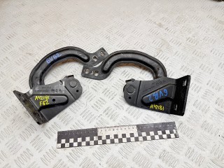 петля крышки багажника Peugeot 3008 1 поколение 2012, 1.6 л., 9HR (DV6C), дизель, робот, 9683213980, 9683213680
