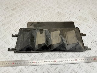 корпус салонного фильтра Toyota Yaris P1 2002, 1.4 л., 1ND-TV, дизель, МКПП, хетчбэк 5 дв., 1675021011