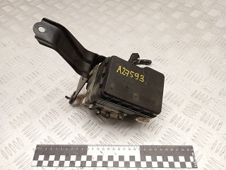блок ABS Toyota RAV4 2 поколение (XA20) 2003, 2.0 л., 1CD-FTV, дизель, МКПП, внедорожник 5 дв., 4451042080, 8954142050, 1338000020