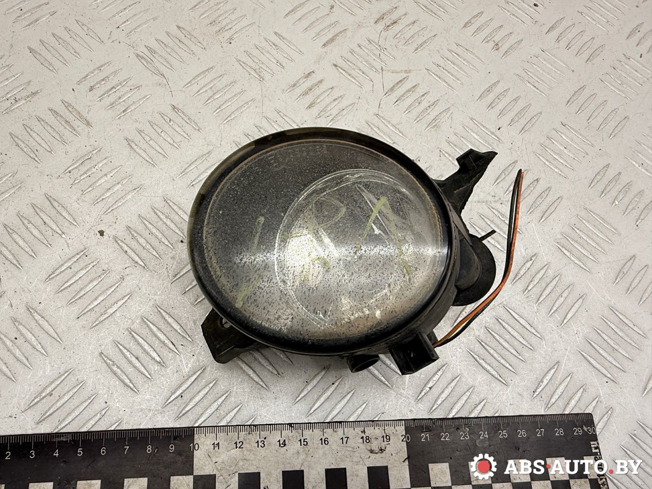 фара противотуманная левая Nissan Primera P12 2002, 2.2 л., YD22DDT, дизель, МКПП, седан, 8200002469, 89210439, 89201771, 2615589905, 66986410, 261558994A, 2615589985, 261559B91D, 7701205665, 8200301026, 2615500Q00, 261558990A, 2615589925, 2615589926, 2615589929, 261558992A, 261558993A, 2615589986, 261559B91A, 261559B91B, 261559B91C, 261559N00A, 261559Y025, 26155AU300, 26155AU325, 26155AU326, 26155AU327, 26155BM425, B615589929, B61EE8990A, B6A558990A, B6A558992A, 89402600, 26915JD000 - фото №1
