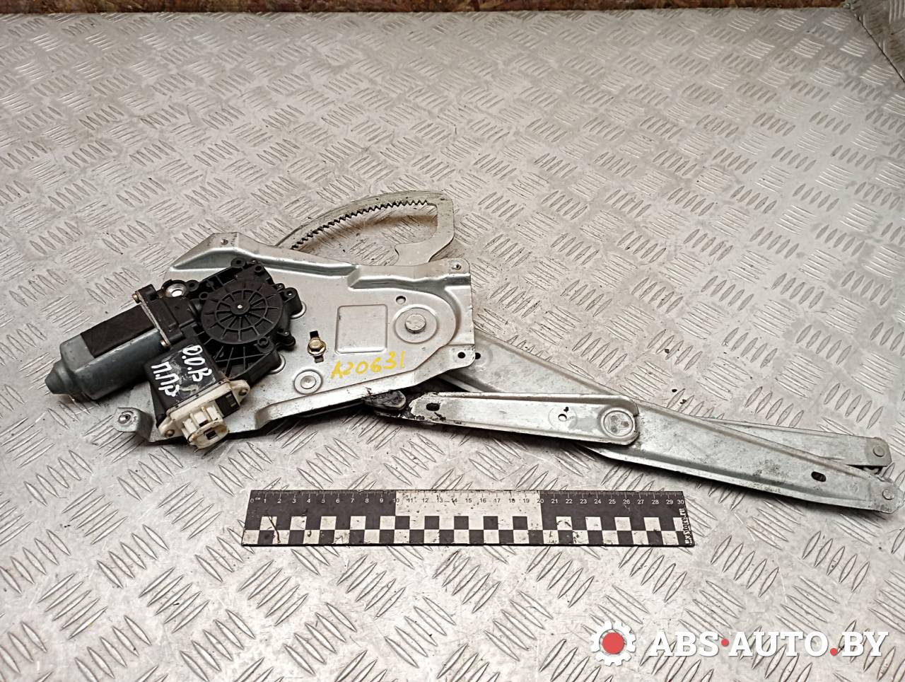стеклоподъемник электрический передний правый Opel Omega B 1999, 90459122, 7743000734, 19379300 - фото №1