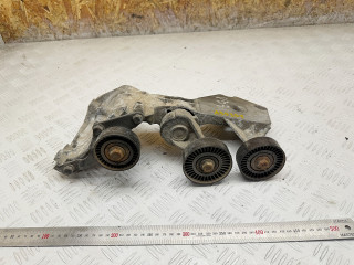кронштейн генератора Mercedes-Benz A W168 1 поколение (1997-2001) 2000, 1.7 л., OM 668.940, дизель, АКПП, хетчбэк 5 дв., передний привод, 230601, A6682020540