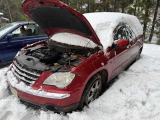 Chrysler Pacifica 1 поколение