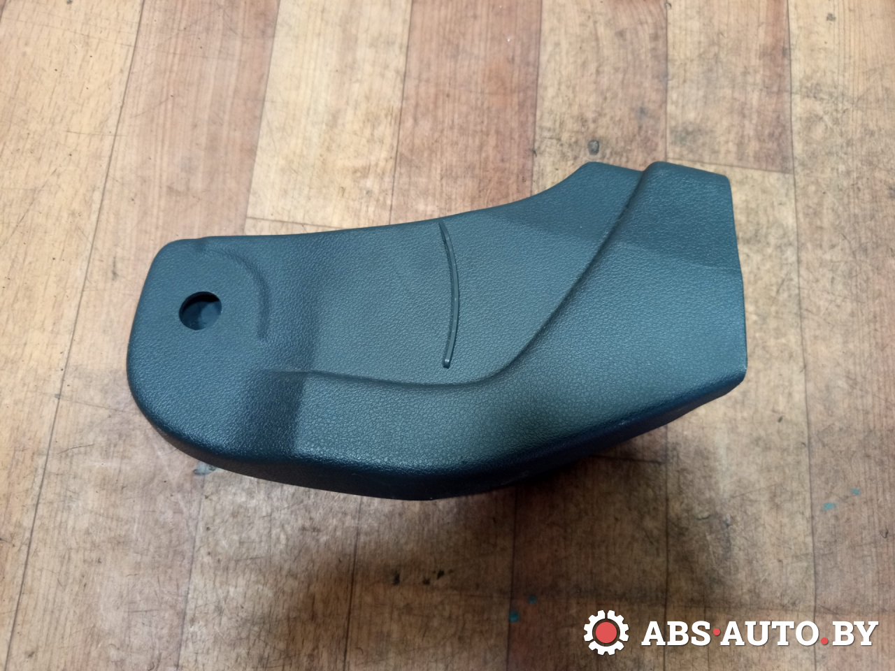 пластик Peugeot 5008 1 поколение 2011, 1.6 л., дизель, МКПП, передний привод, JC1487303 - фото №1