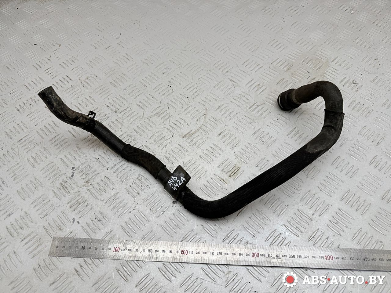 патрубок (трубопровод, шланг) Volkswagen Touareg 1 поколение 2006, 3.0 л., BKS, дизель, АКПП, внедорожник 5 дв., полный привод, 7L6122109D - фото №1
