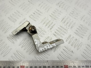 петля двери Volkswagen Bora 1 поколение 2000, 1.9 л., дизель, МКПП, седан, 1J0831402C