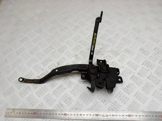 замок капота Hyundai Terracan 1 поколение [рестайлинг] 2004, 2.9 л., дизель, АКПП, внедорожник 5 дв., полный привод, 81130H1001