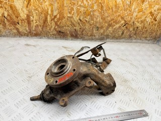 ступица передняя правая Peugeot 607 1 поколение 2001, 2.2 л., 4HX (DW12TED4/FAP), дизель, МКПП, седан, 364786