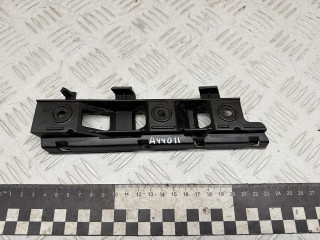 Крепление бампера переднего Volkswagen Passat B6 2007, 2.0 л., BMP, дизель, МКПП, универсал, 3C0807183