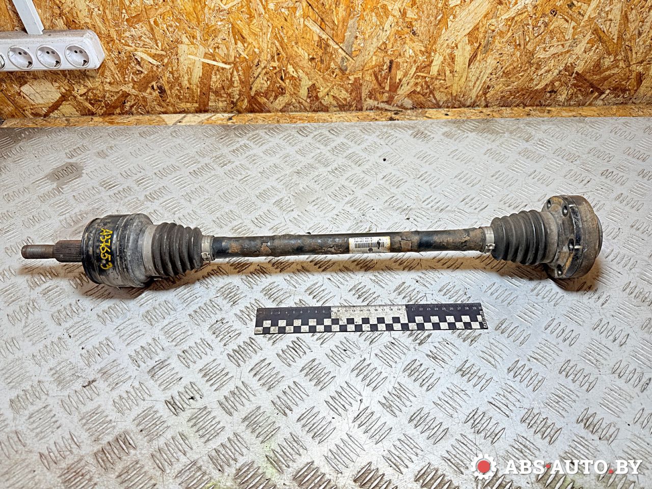 полуось задняя (приводной вал, ШРУС) Volkswagen Touareg 1 поколение 2006, 2.5 л., BAC, дизель, МКПП, внедорожник 5 дв., 7L6501201B - фото №1