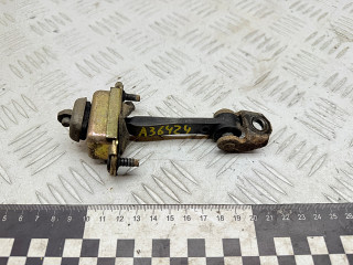 ограничитель открывания двери задней Ford Focus 1 поколение [рестайлинг] 2003, 1.6 л., бензин, МКПП, седан, XS4AA27200BA