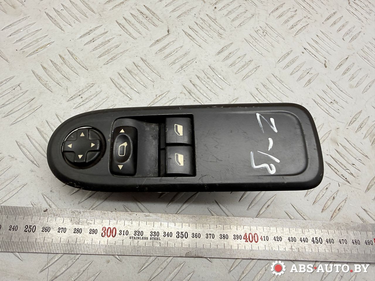 блок управления стеклоподъемниками Peugeot 308 T7 2008, 1.6 л., 5FW (EP6), бензин, МКПП, 96565186XT, 53269800 - фото №1