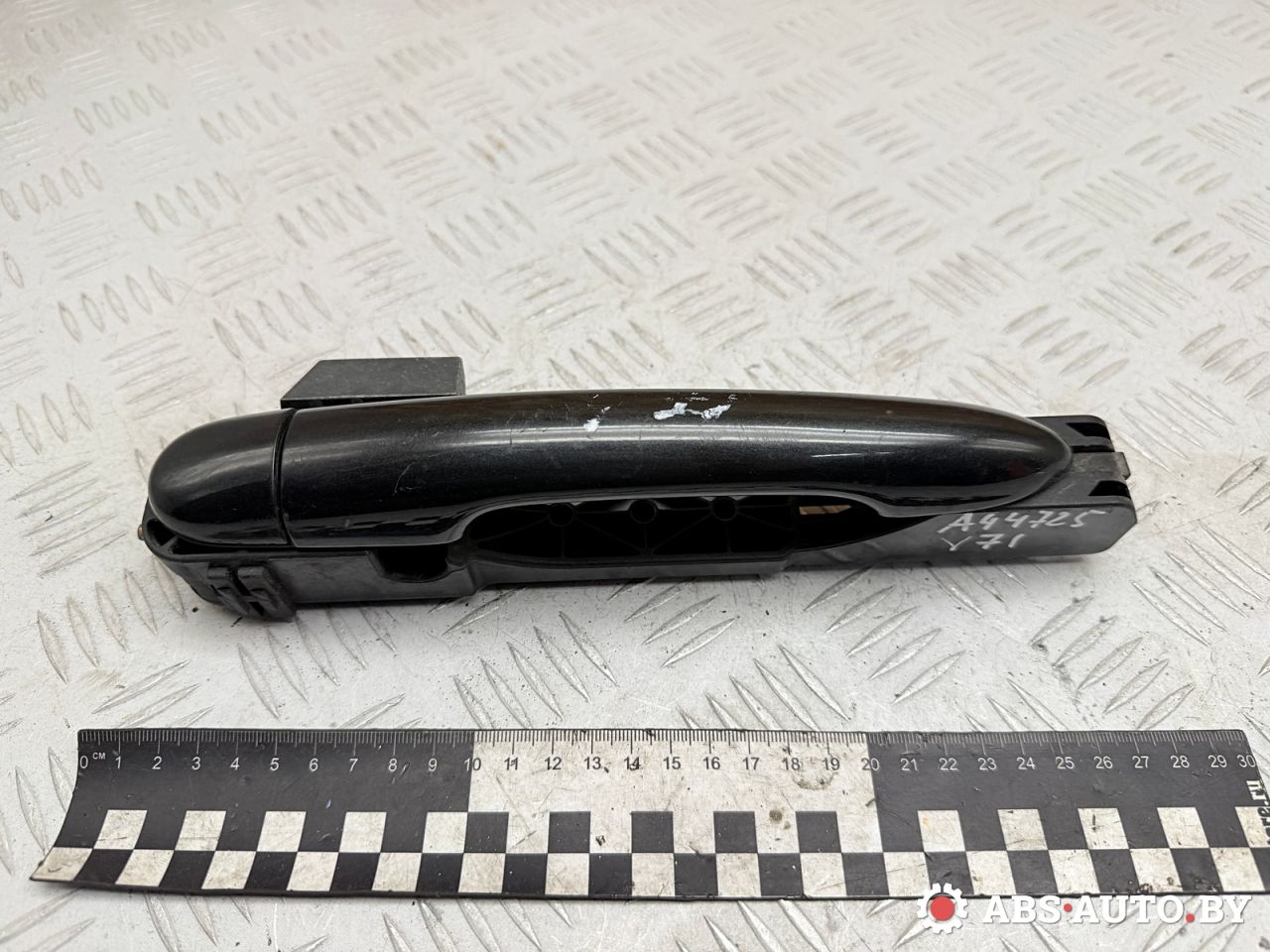 ручка наружная задняя правая Nissan Primera P12 2002, 2.2 л., YD22DDT, дизель, МКПП, седан, 80610AV600 - фото №1