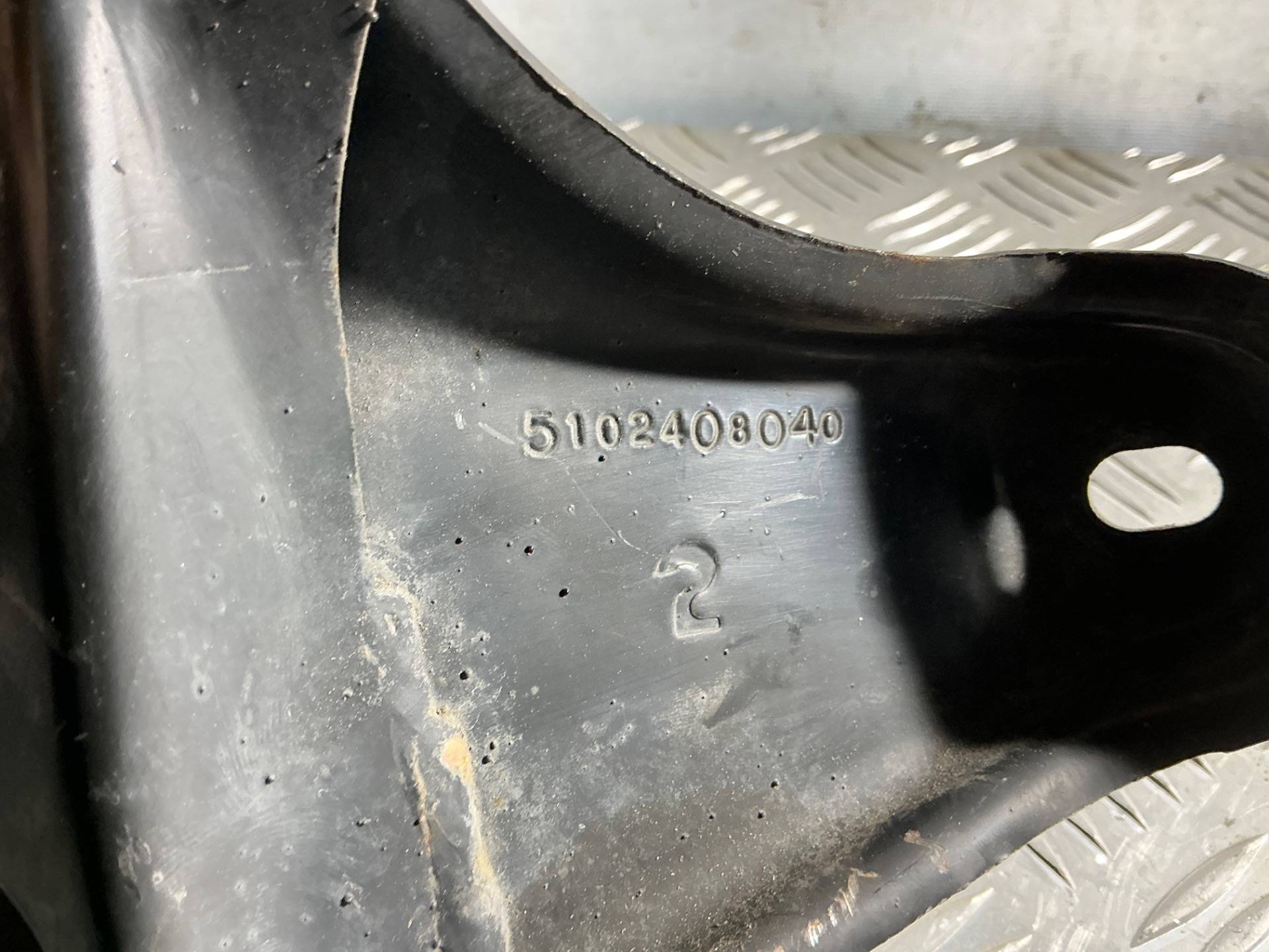 Кронштейн балки правый Toyota Sienna 1 поколение [рестайлинг]