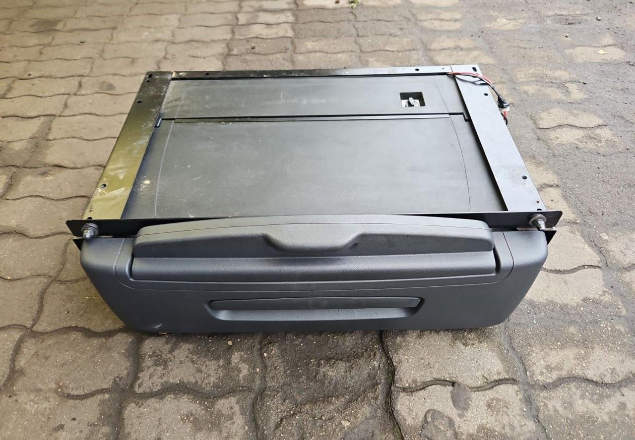 холодильная установка Mercedes-Benz Actros 3 поколение (MP3) 2013, 11.9 л., OM 541.976, дизель, робот, белый, правый руль, A9438300860, A9438401274, A0008100165 - фото №1