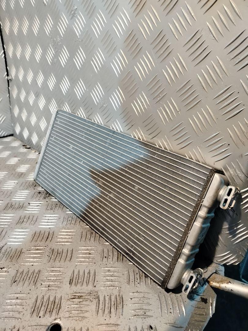 радиатор отопителя (печки) Mercedes-Benz Actros 2 поколение (MP2) 2007, розовый, грузовик, 8FH351312571, G5069003 - фото №1